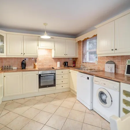 3 Bed In Portnoo Oc-ii16793 *