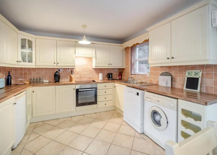 3 Bed In Portnoo Oc-ii16793 *
